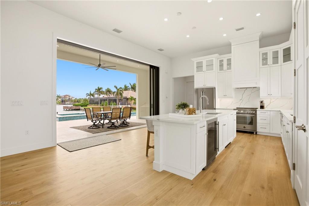 211 Landmark ST photo 11
