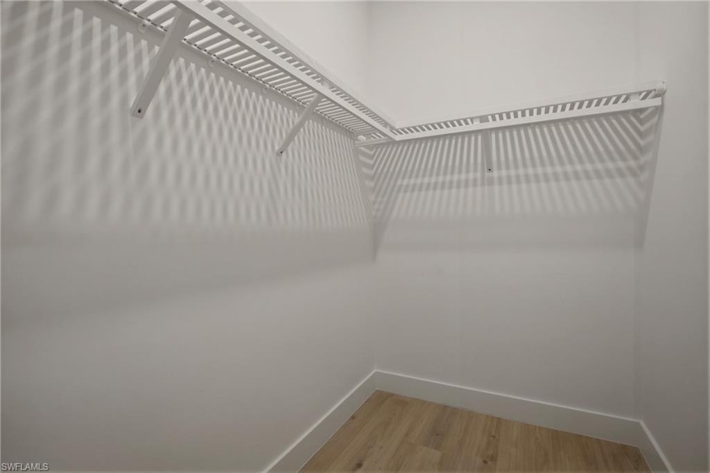 211 Landmark ST photo 31