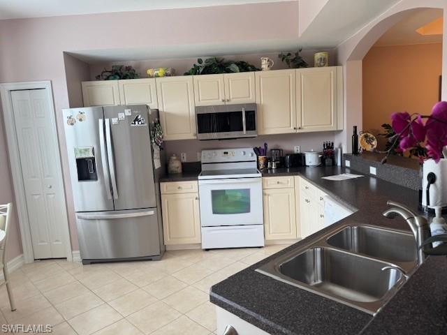 10510 Amiata WAY 302 photo 6