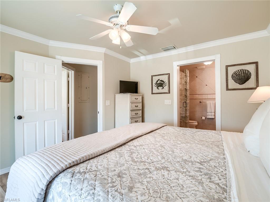 King Bed in Master!