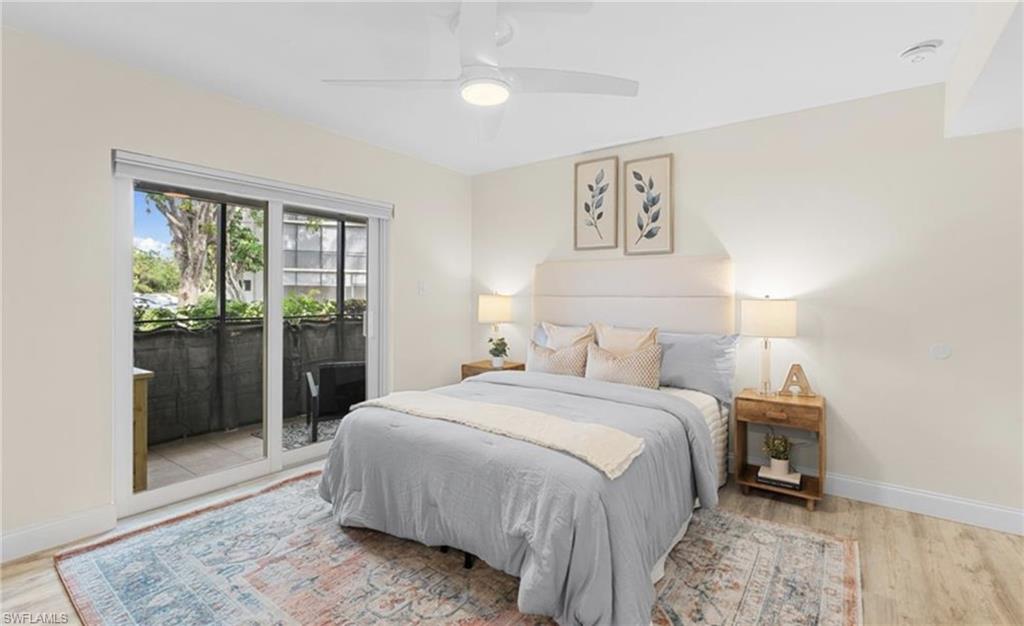 Master bedroom with doors to lanai