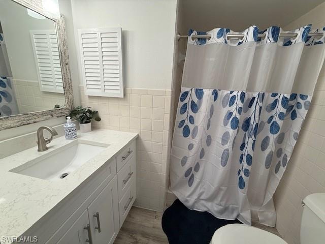 788 Park Shore DR F17 photo 32