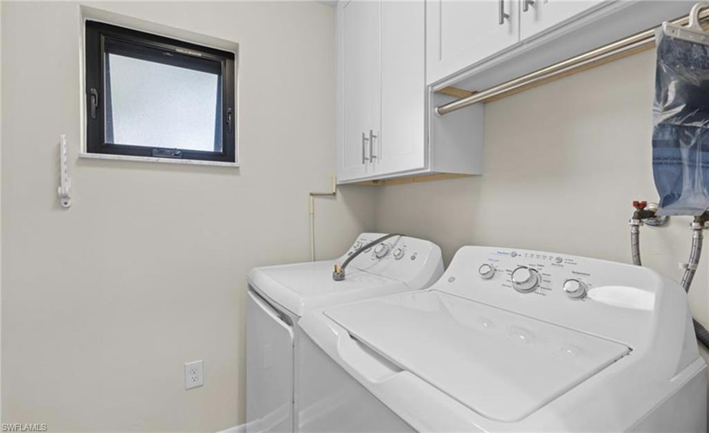 Spacious laundry room off the kitchen
