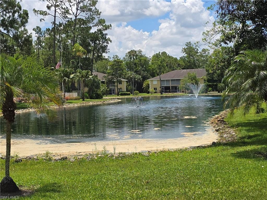 Enjoy view of Lake and Fountains