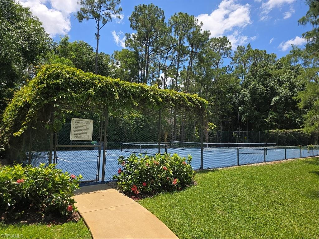 5622 Woodmere Lake CIR B102 photo 10