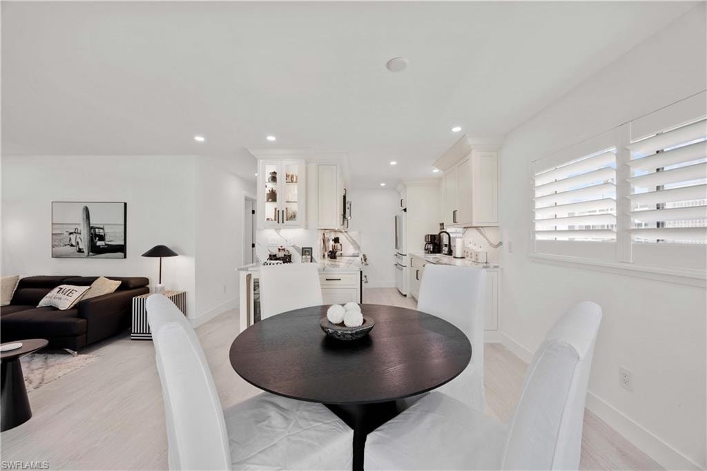 2100 Gulf Shore BLVD N 101 photo 7