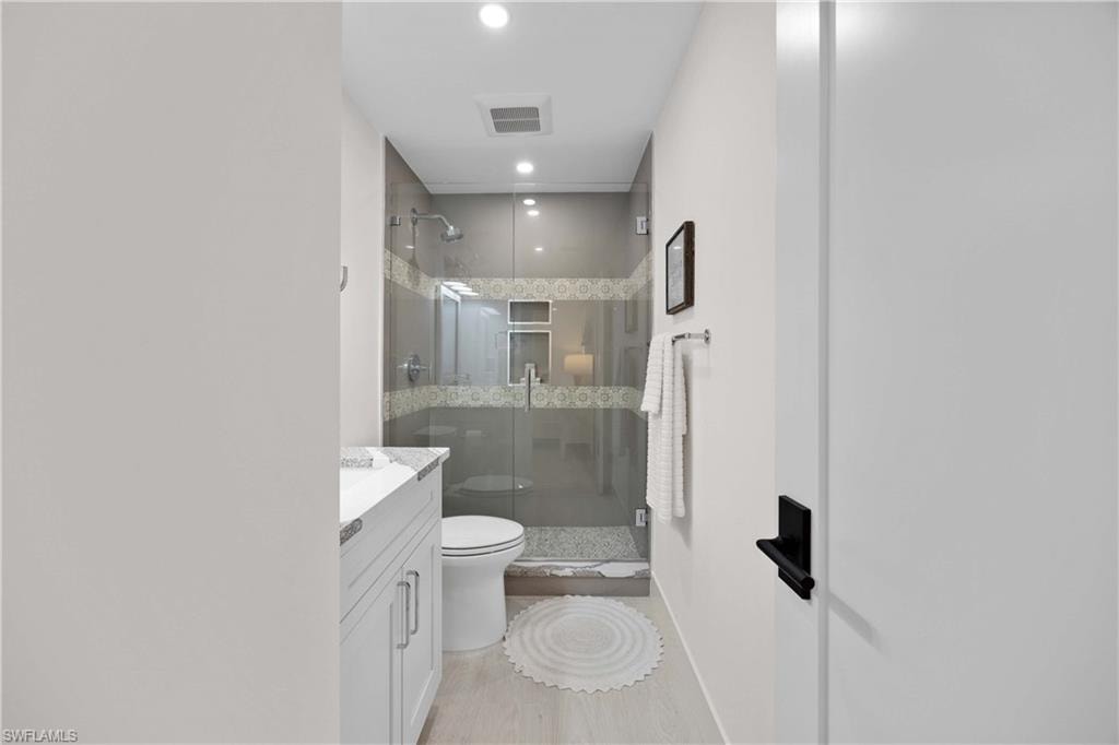 2100 Gulf Shore BLVD N 101 photo 20