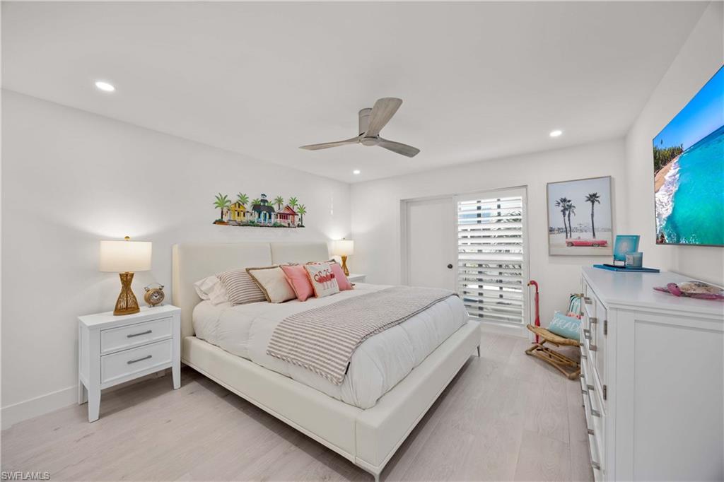 2100 Gulf Shore BLVD N 101 photo 15
