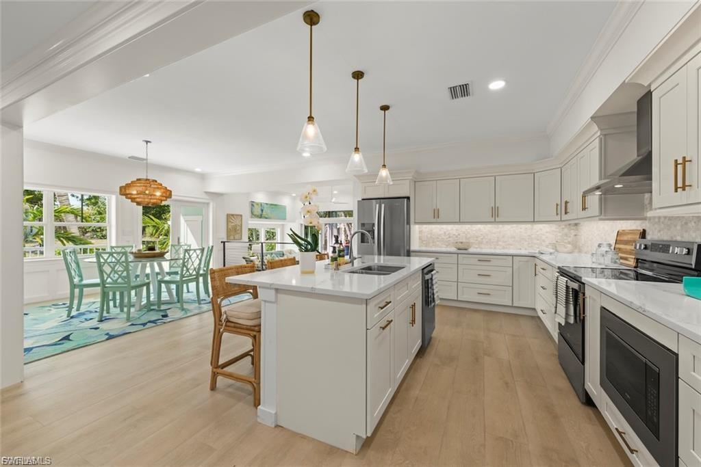 1163 Seagrape LN photo 9