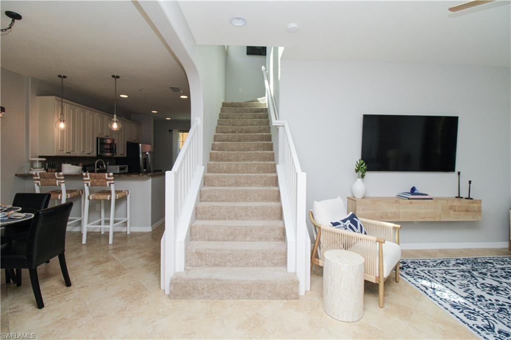 9025 Alturas ST 3102 photo 10