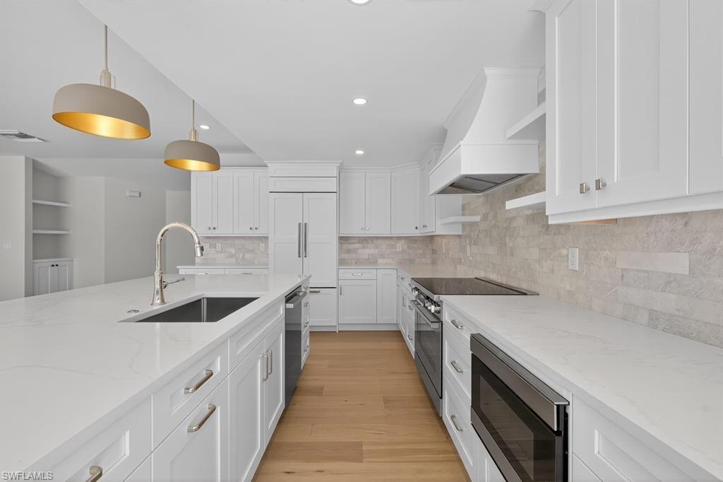 924 Kings Crown DR photo 10