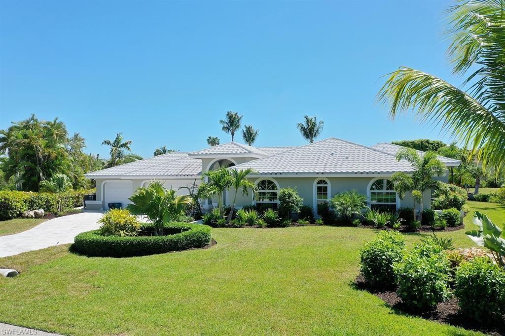 924 Kings Crown DR photo 48