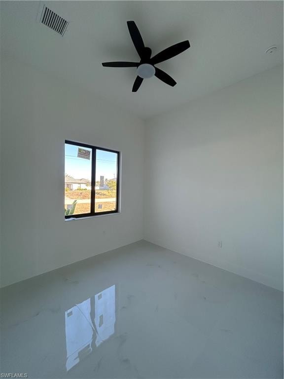 Unfurnished room with ceiling fan