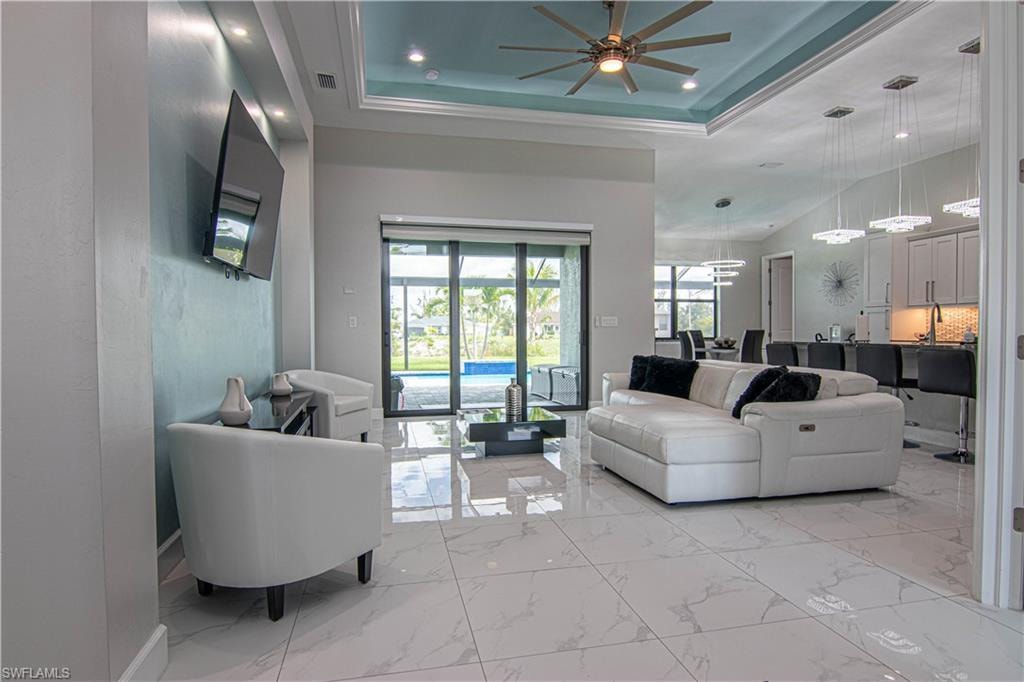1833 SW 11th TER