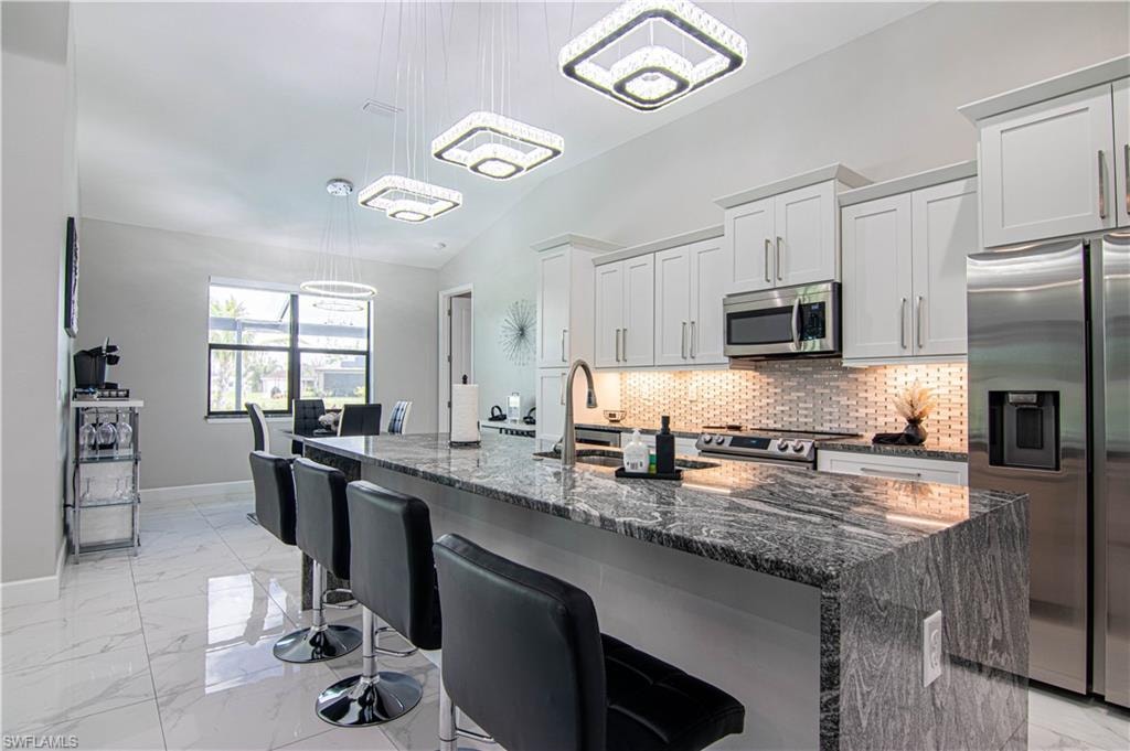 1833 SW 11th TER photo 7