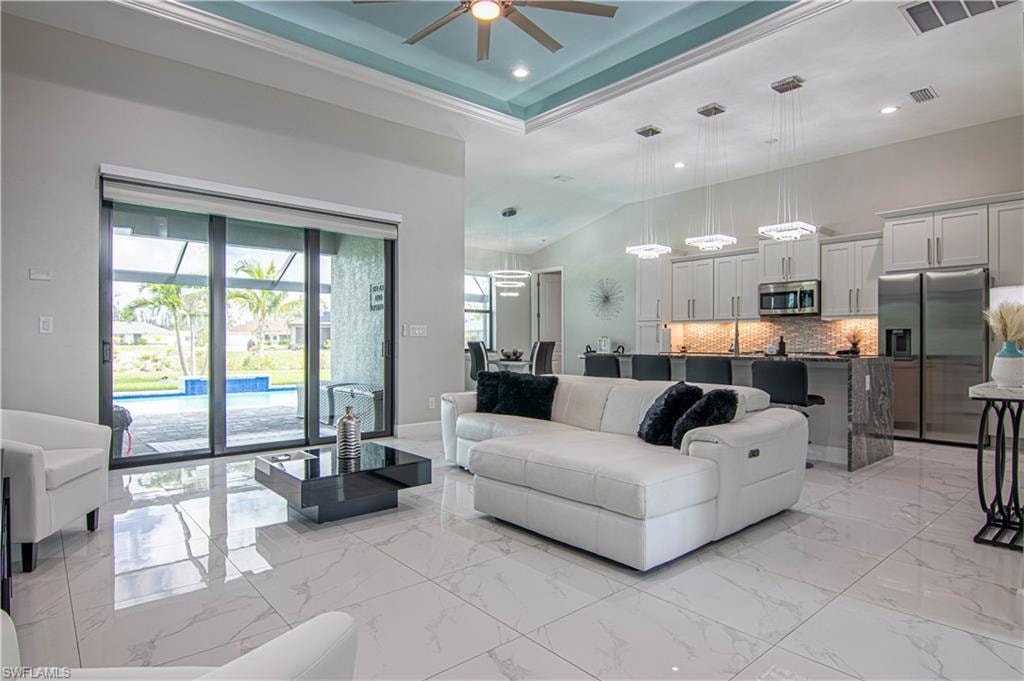 1833 SW 11th TER