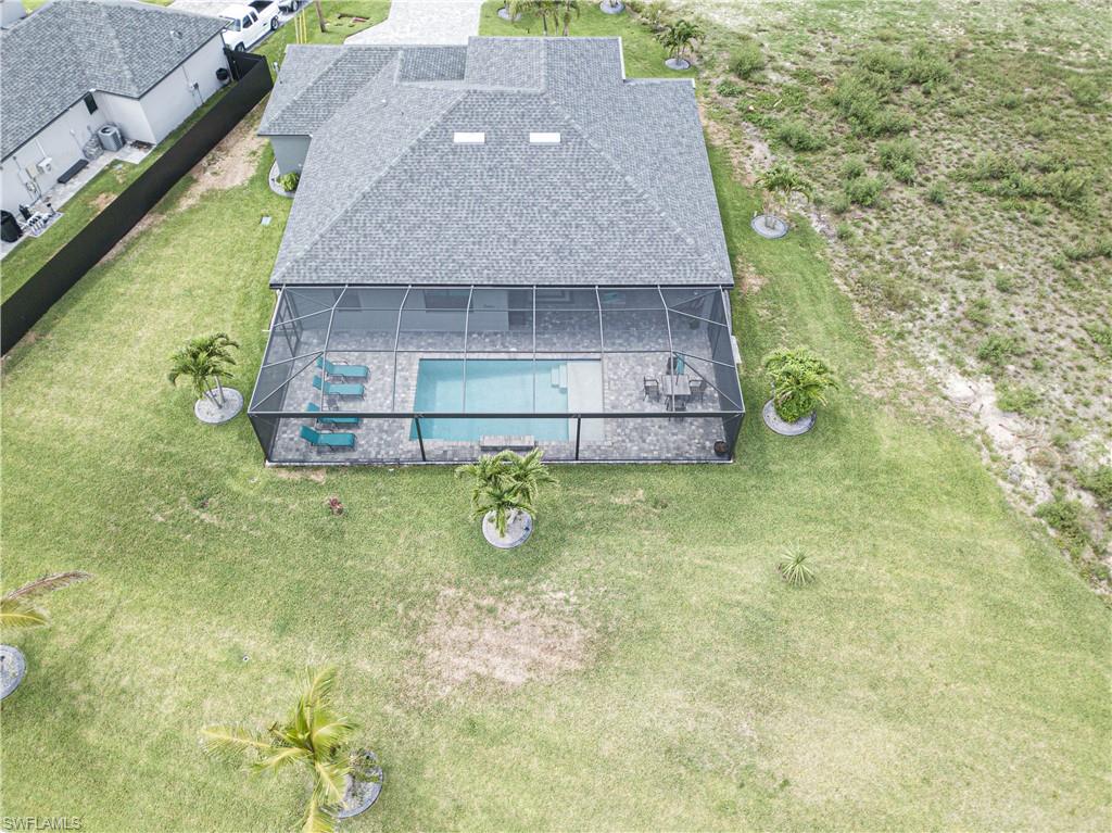 1833 SW 11th TER photo 36