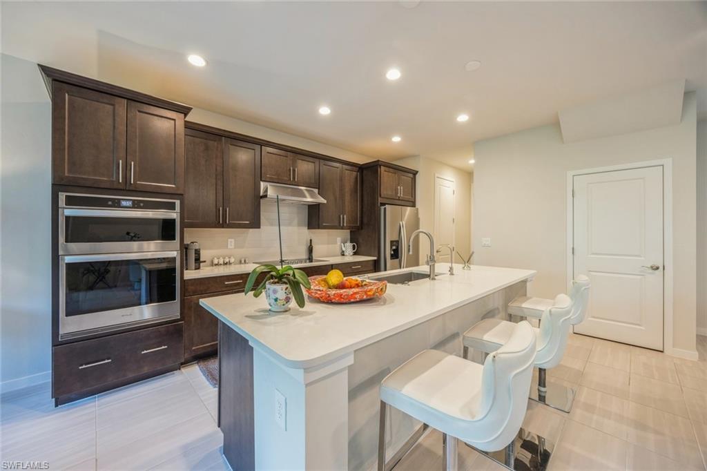 13057 Pembroke DR photo 10