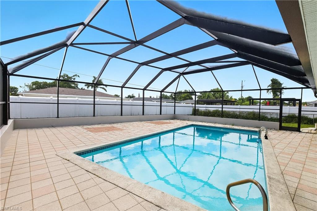 728 Tower DR