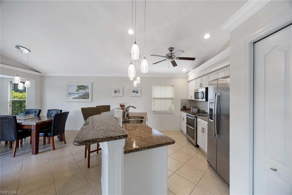 8468 Indian Wells WAY photo 13
