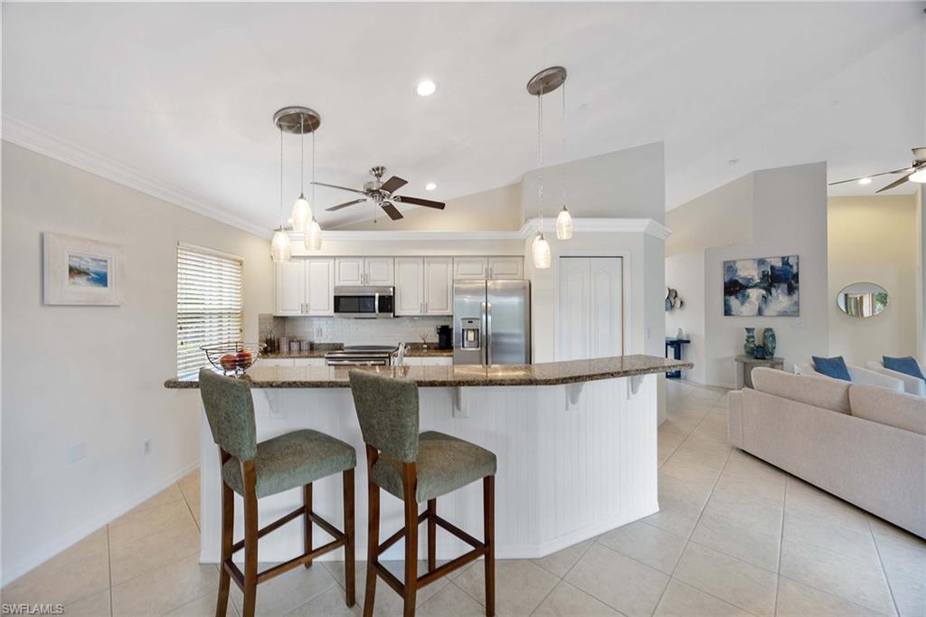 8468 Indian Wells WAY photo 14