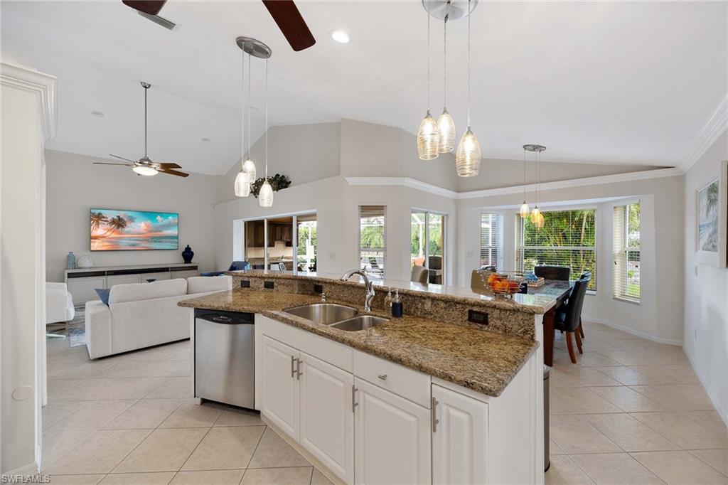 8468 Indian Wells WAY photo 15
