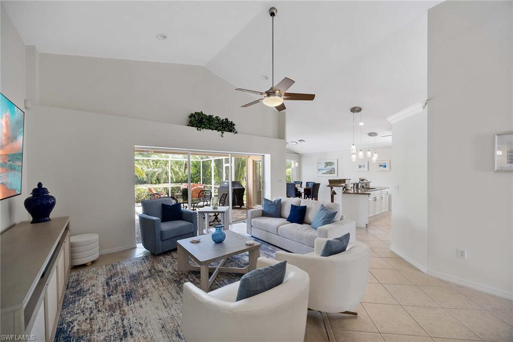 8468 Indian Wells WAY photo 11