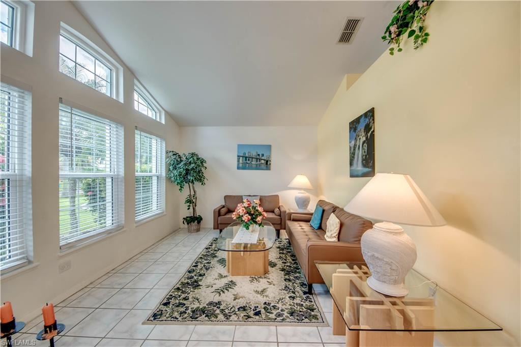 4406 SW 25th AVE