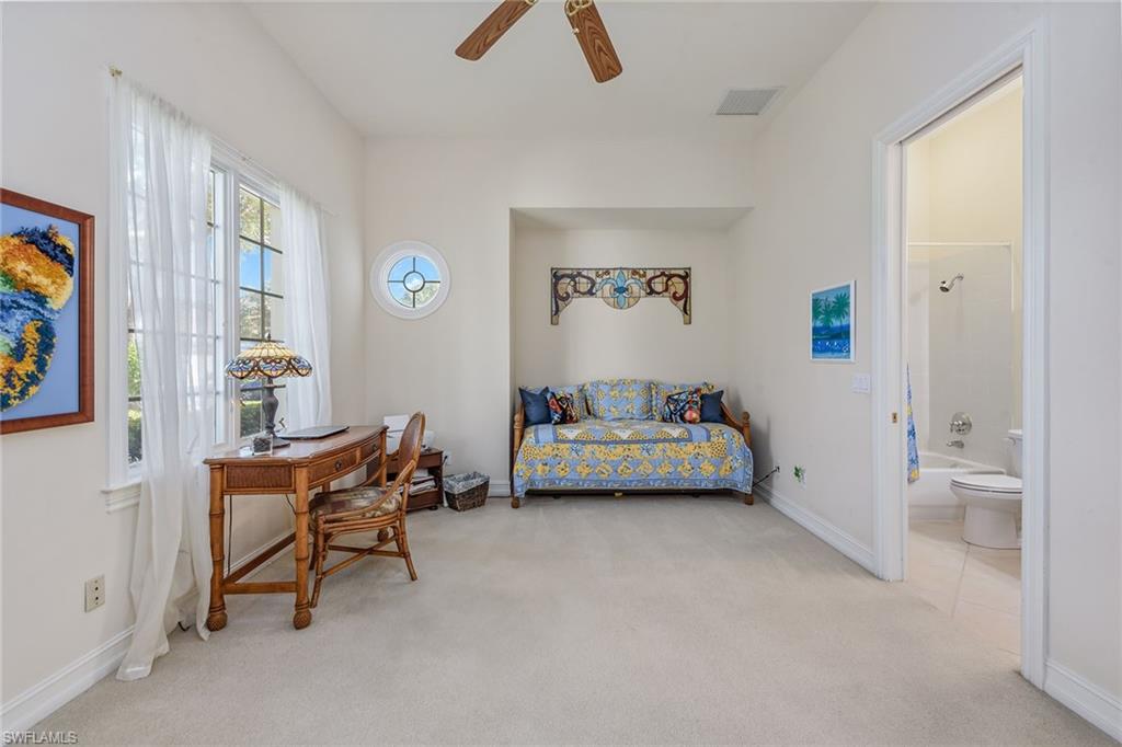 8465 Mallards WAY photo 17