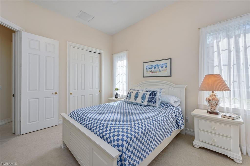 8465 Mallards WAY photo 16