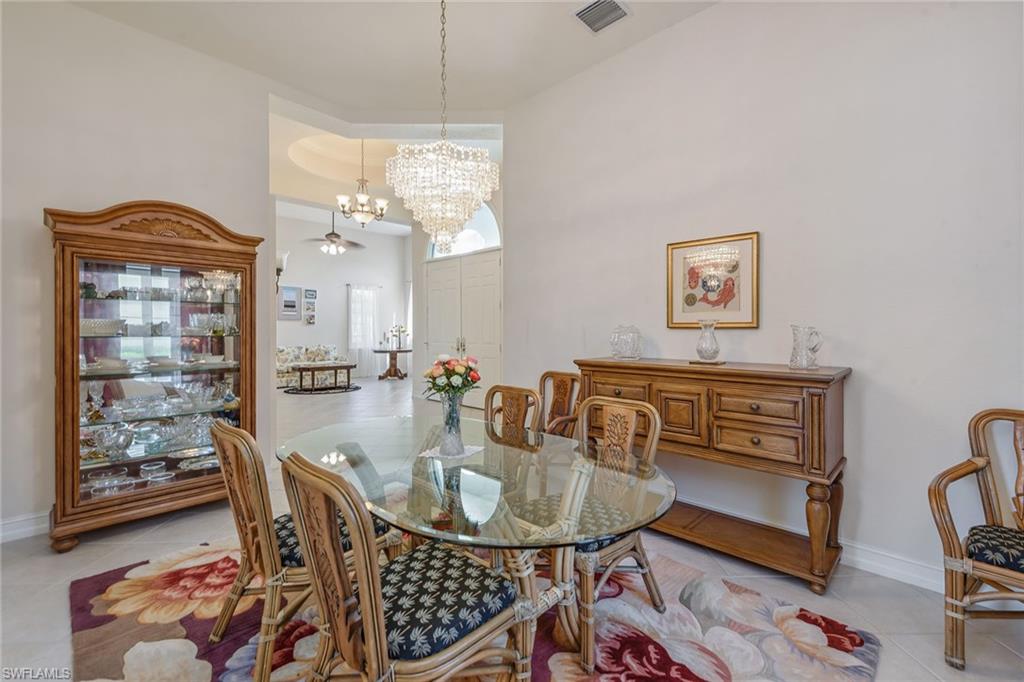 8465 Mallards WAY photo 10