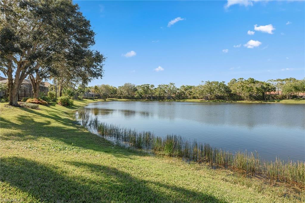 8465 Mallards WAY photo 25