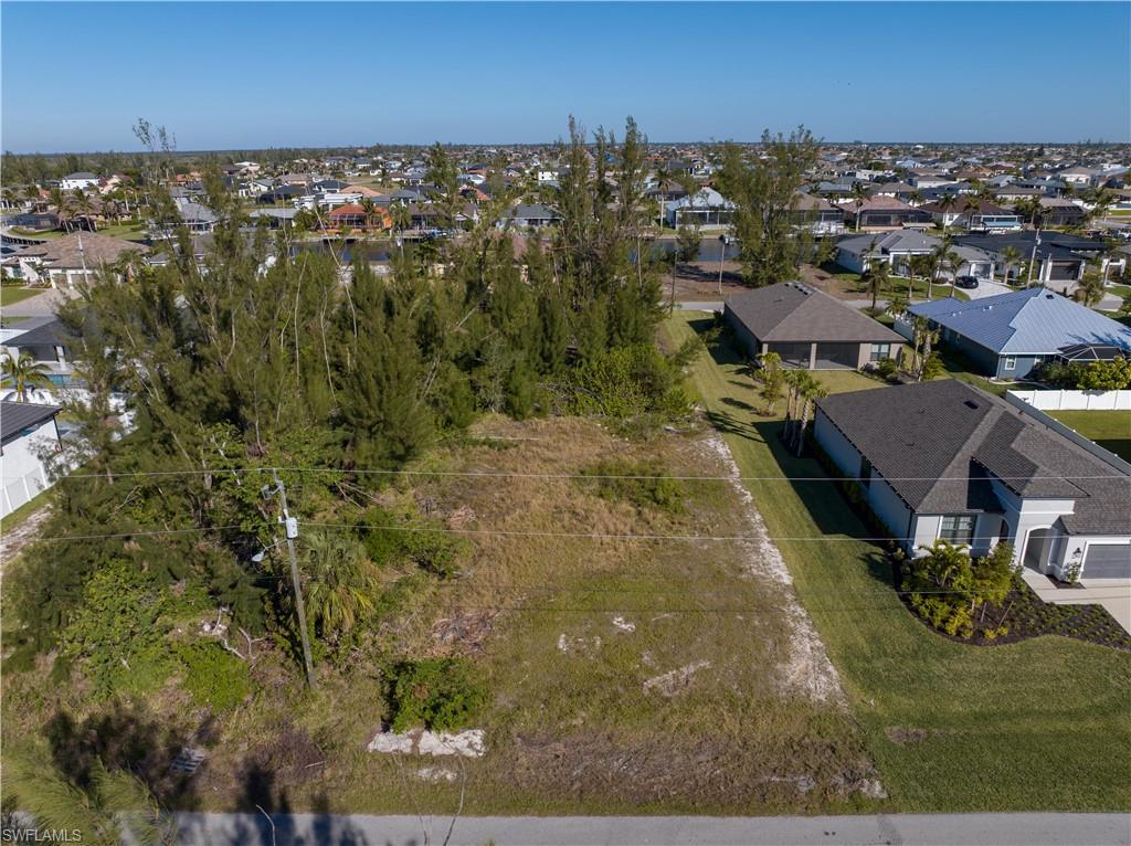 3805 SW 3rd ST