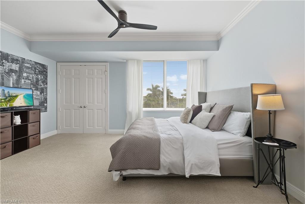 275 Indies WAY 403 photo 6