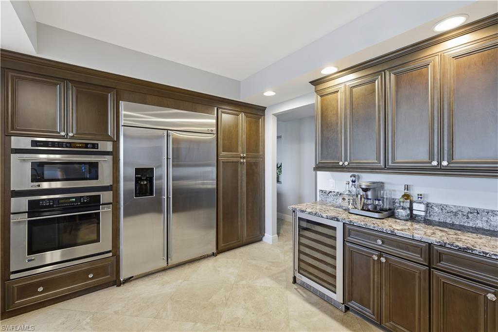 275 Indies WAY 403 photo 22
