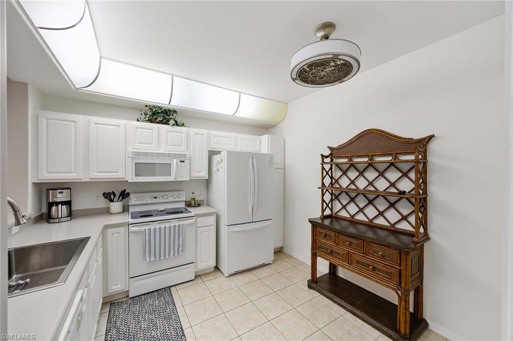 23526 Sandycreek TER 304 photo 13