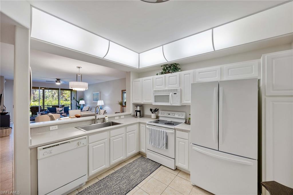 23526 Sandycreek TER 304 photo 14