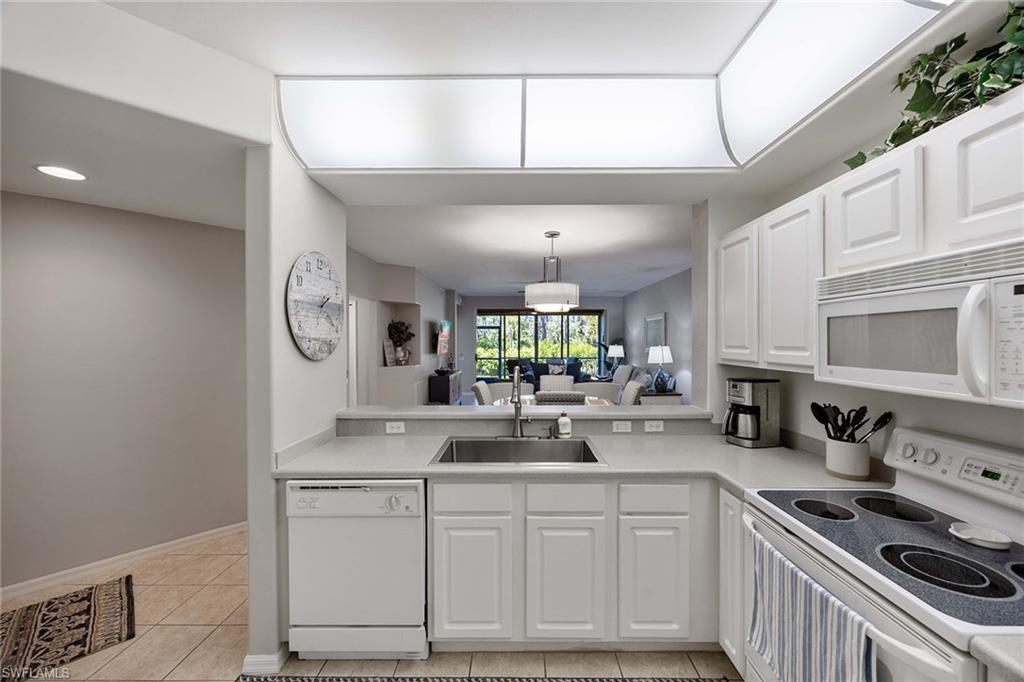 23526 Sandycreek TER 304 photo 15