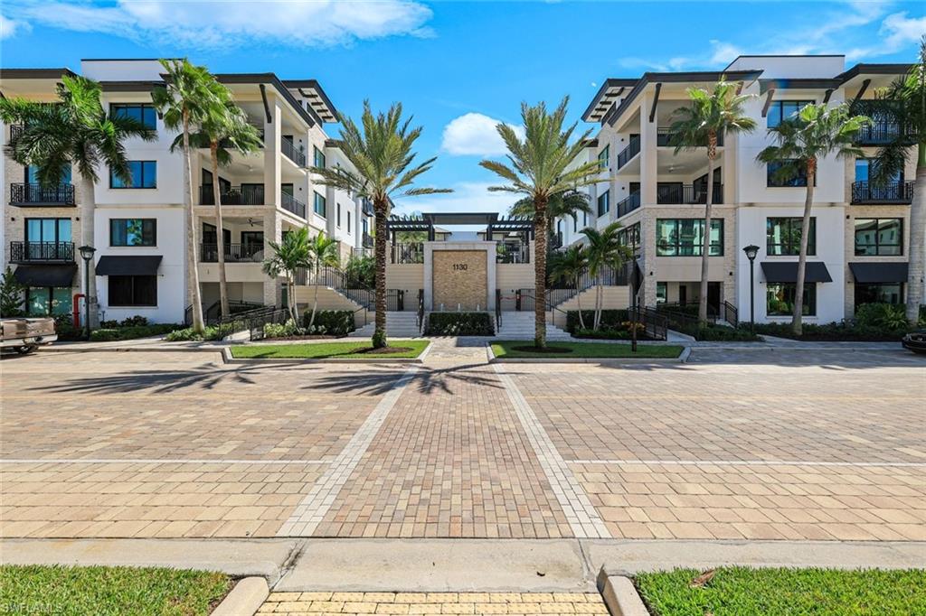 1130 3rd AVE S 215
