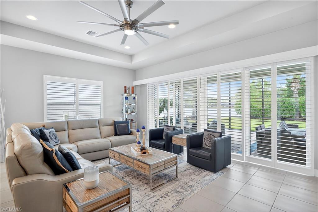 So spacious there's even a sofa table behind the sectional under the side window! Enjoy the water view!!