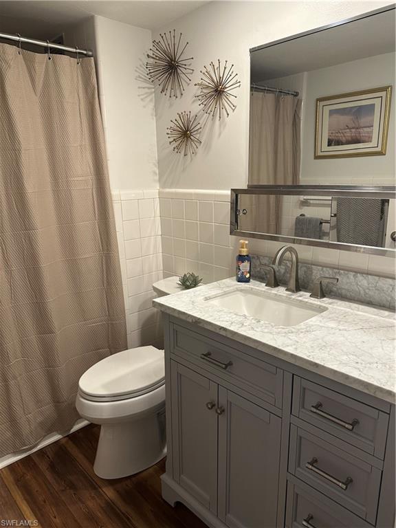 1300 Gulf Shore BLVD N 304 photo 17