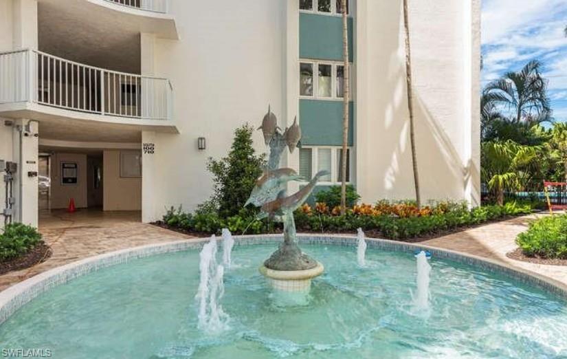 1300 Gulf Shore BLVD N 304 photo 7