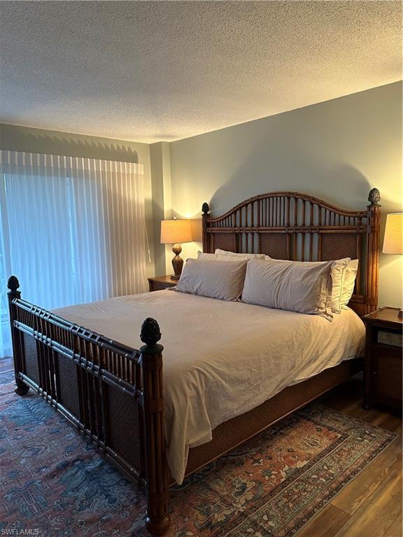 1300 Gulf Shore BLVD N 304 photo 20