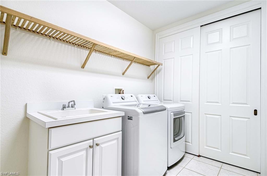 Laundry Room with deep sink