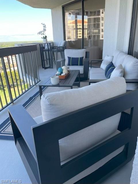 DESIGNER OUTDOOR FURNITURE