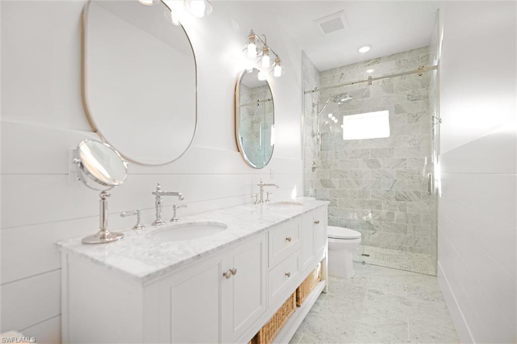 Walk in shower