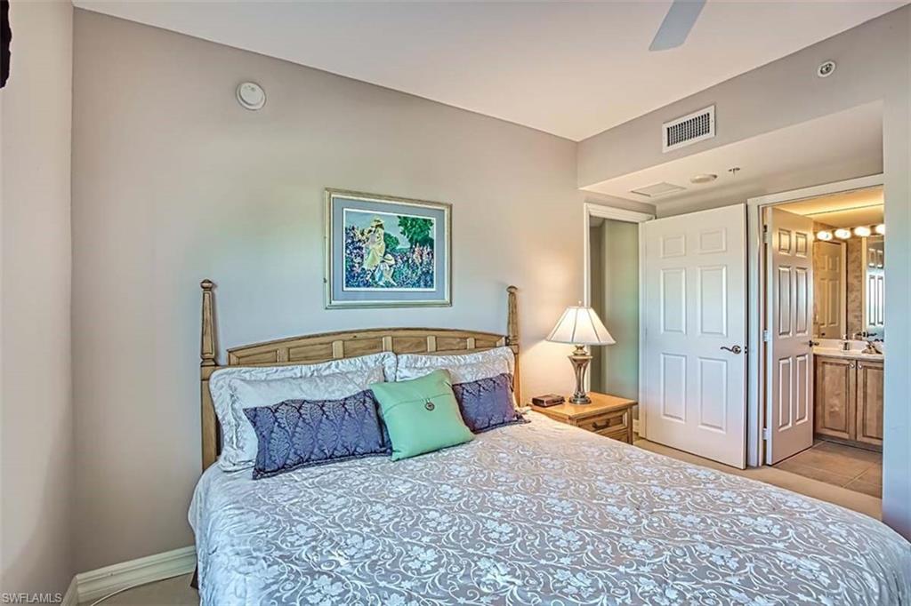 Guest_BR_in-suite