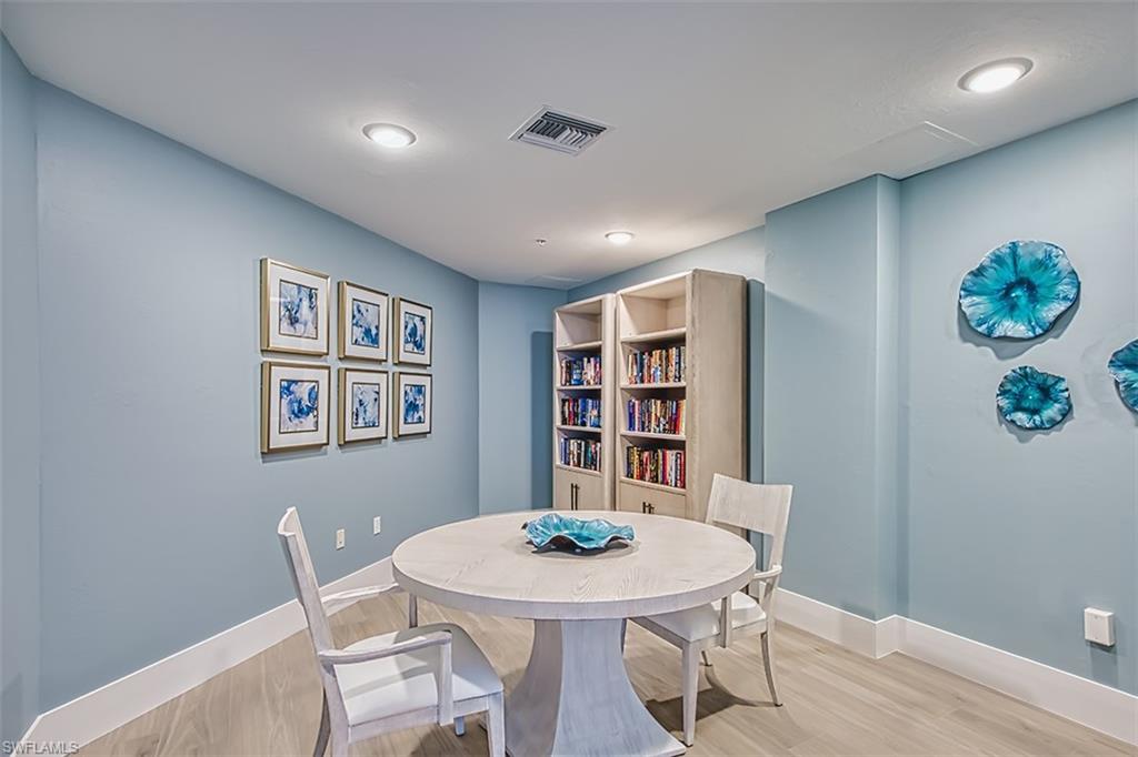 Bldg_Library_off_Lobby