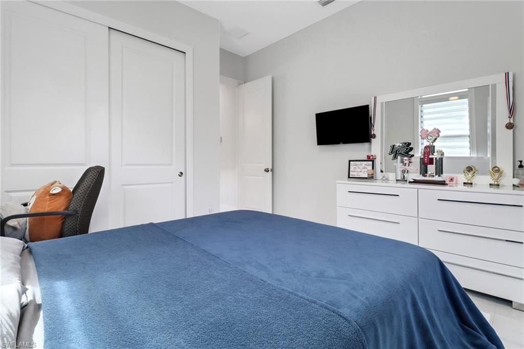 Bedroom with a closet