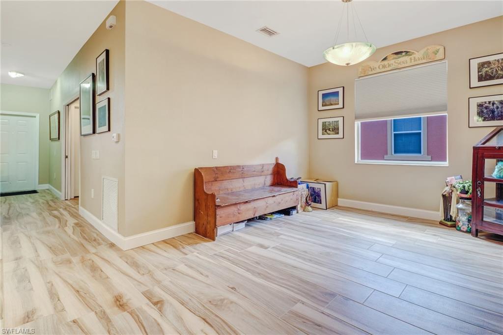 10037 Heather LN 403 photo 14